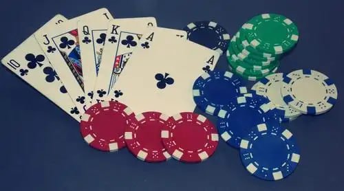 Cricket football and casino-style entertainment panel on 80 be